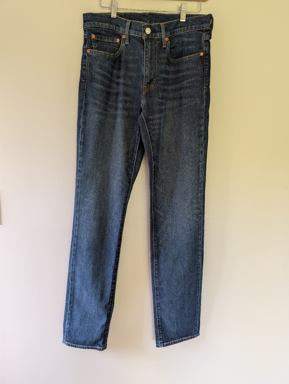 Levi’s Premium Women’s Jeans 31x34 Light Wash Straight Leg Denim